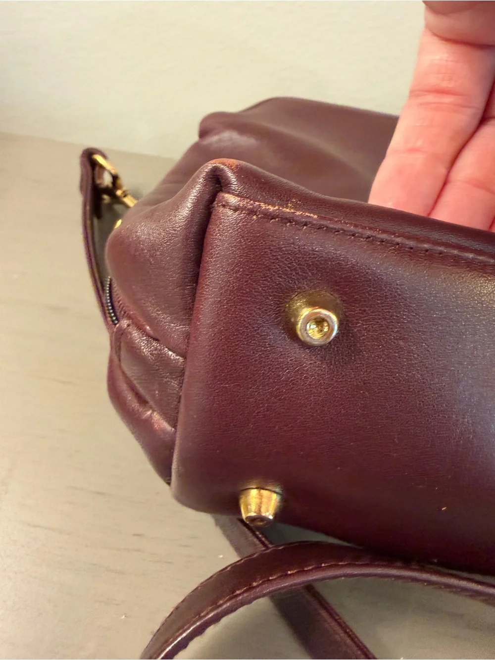 Vintage Etienne Aigner Classic Dark Burgundy Oxblood Leather Shoulder Bag Purse